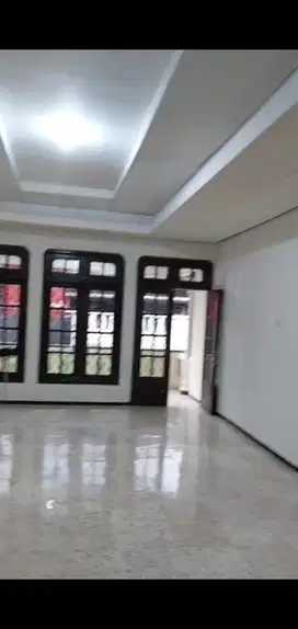 Rumah Parkir Luas Pasar Minggu