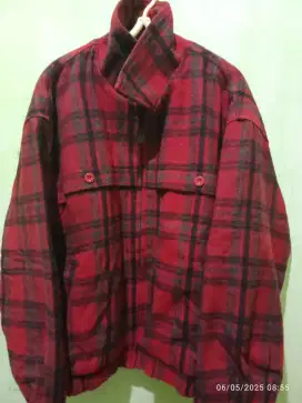 Jaket Kain Bludru