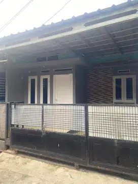 Di kontrakan rumah raffa residence