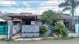 Rumah Strategis di Bekasi 10 Mnt ke Stasiun Kranji Siap Renov J-31026