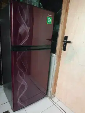 Kulkas 2 Pintu merk Sharp Motif Normal