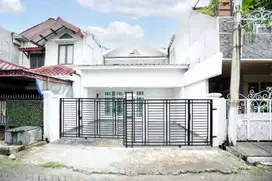 Rumah 2 Carport Cantik 15 Menit ke Grand Mall Bekasi Bisa KPR J-20679