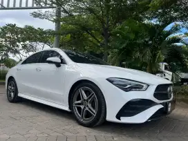 Mercedes Benz CLA200 AMG Line 2024