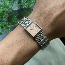 Rare Seiko Silver Tone Salmon Dial 1N00-6H30 Quartz 20x20mm