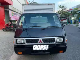 Mitsubishi L300 Box 2014