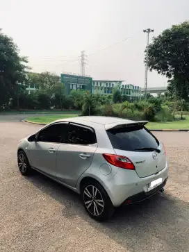 Mazda 2 AT 2013 Zoom Zoom Tinggal Isi Bensin