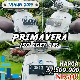 Piaggio Vespa PRIMAVERA 150 IGET ABS TAHUN 2019 Warna PUTIH