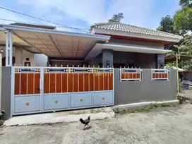 RUMAH CANTIK SIAP HUNI, FREE AC & WATER HEATER DI KALASAN