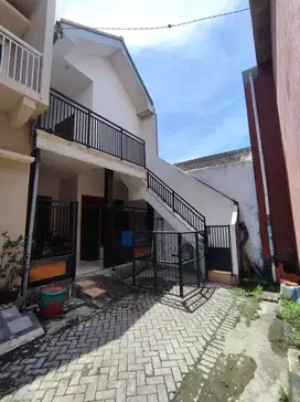 DIJUAL RUMAH KOS SEMOLOWARU UTARA SURABAYA RON.A540