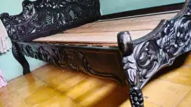 Keranjang Tidur dipan ANTIK UKIR kayu jati bagus dan lengkap