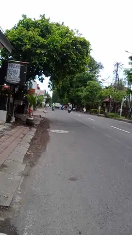 Disewakan Ruko Jl.Raya Sesetan