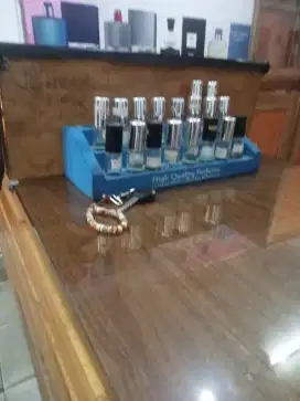 Isi ulang minyak wangi