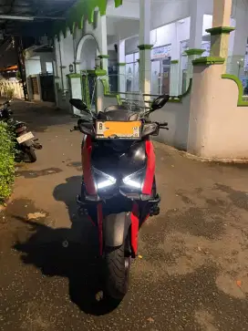 JUAL BUTUH CEPAT MOTOR YAMAHA XMAX ABS 2023