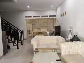Dijual murah Rumah Mewah Premier Residence Depok