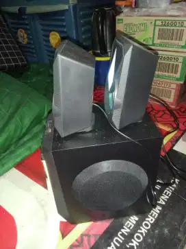 SPEAKER BLUETOOTH ADVANCED BISA KAROKEAN