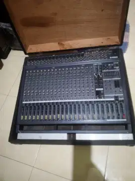 Mixer power YAMAHA EMX-5000/20 chanel original Made in taiwan