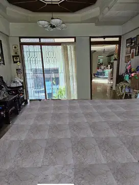 Dijual Rumah Lokasi Strategis di Jl. Raung Semarang