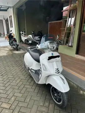 Vespa GTS SUPER 150