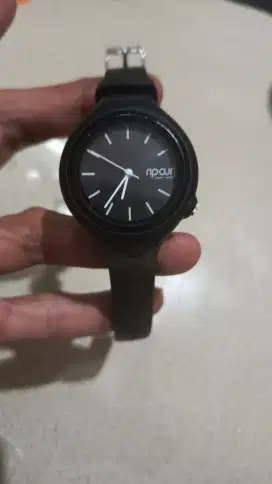 Jam tangan cewe merk ripcurl