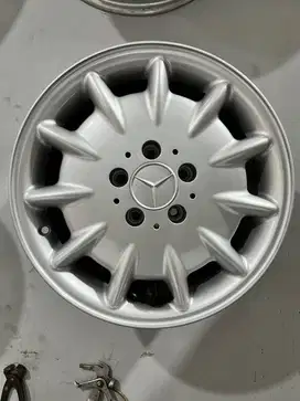 Velg oem mercedes benz mercy w210 new eyes ring 16