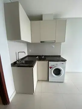 Private Lift, Puri Mansion 3BR Kosongan - Kembangan, Jakarta Barat