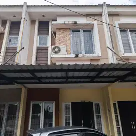 Rumah di Kawasan Elit Dalam Komplek Sudah Siap Huni di Medan Helvetia