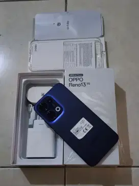 Oppo Reno 13 5G 12/256Gb, warna Biru, kondisi 99,9% Mulus & Garansi