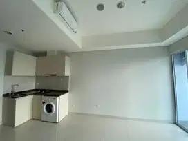 Disewa Apartement Puri Mansion 3BR Unfurnished (Kosongan) Private lift