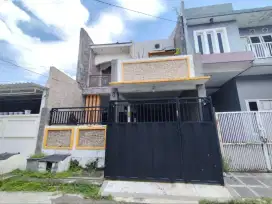WIGUNA SELATAN 2 Lantai‼️Rumah Gununganyar dekat UPN Rungkut