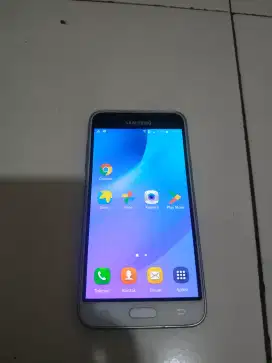 Dijual Samsung J3 2016, ram 1,5 /8, batangan