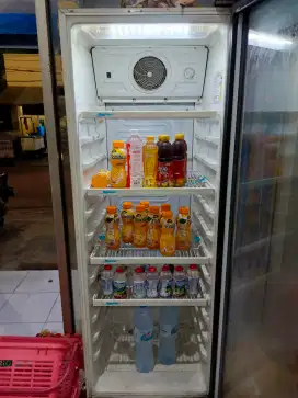 DIJUAL SHOWCASE POLYTRON SECOND.