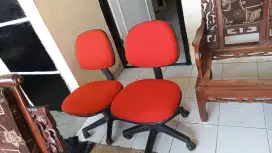 Di jual kursi kantor