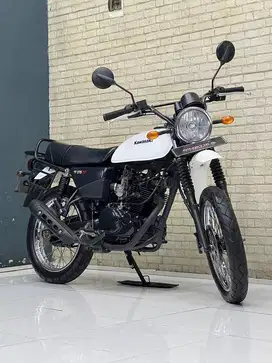 Istimewa Kawasaki w175 tr -2020 - putih