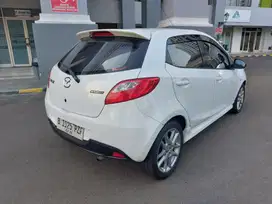 Mazda 2 2012 Bensin