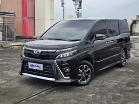 [OLXMOBBI] DP Rendah Toyota Voxy 2.0 Bensin-AT 2024 PSISJS
