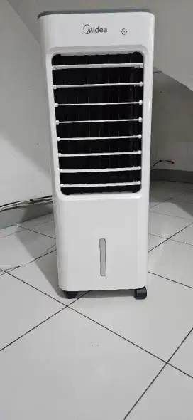Midea Air Cooler 100% seperti new tidak ada minus