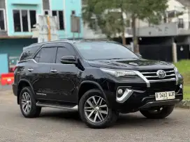 RARE Fortuner VRZ 4x4 Tetradrive AT 2018 Hitam Metalik