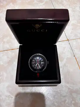 JAM TANGAN GUCCI PRIA