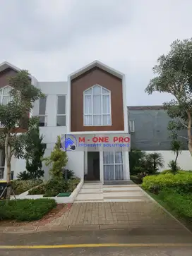 Di Sewakan Rumah 2 lantai Semi Furnished