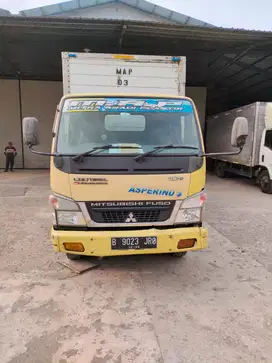 Mitsubishi Colt Diesel FE 71 Long (4x2) + Box Besi
