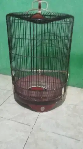 Ebod no 1 kali ada yg minat 280