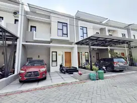 Rumah bagus 2 lantai di cluster Gatak Sukoharjo