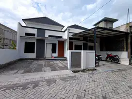 Rumah di dolog 3 menit Swalayan Aneka jaya wolter monginsidi