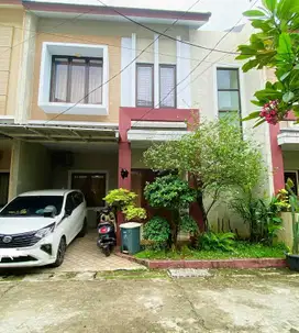 Rumah second dalam cluster tenang di Duren Sawit Jaktim