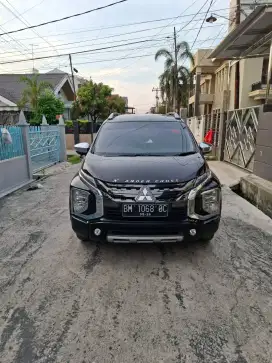 Xpander Cross 1.5 Metik thn 2021