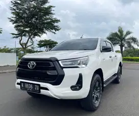 ISTIMEWA! Toyota Hilux V 4X4 AT Diesel 2021 PUTIH / Triton 2022 Ranger