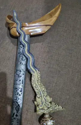 Keris Nogo kembar kinatah emas