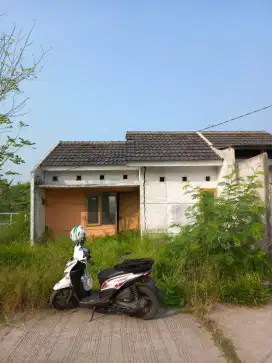 Over kredit rumah di karang bahagia posisi hoek