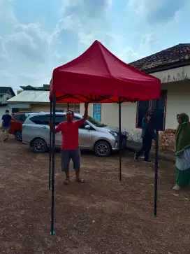 Tenda minimalis 1.5x1.5 meter untuk jualan di pasar . Ready stok plg