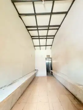 Disewakan Ruko dipertigaan ramai Gunung Batu Apt Gateway Pasteur
